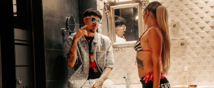 Guilty Asko Desata Su Lado Mas Provocador Con BELLAKITOGUSILU Su Nuevo Album De Reggaeton